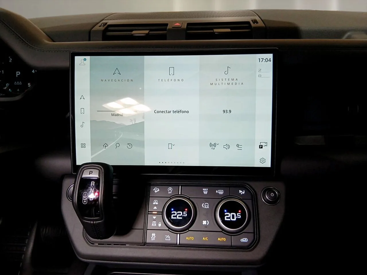 2025 Land Rover Defender, 11/22