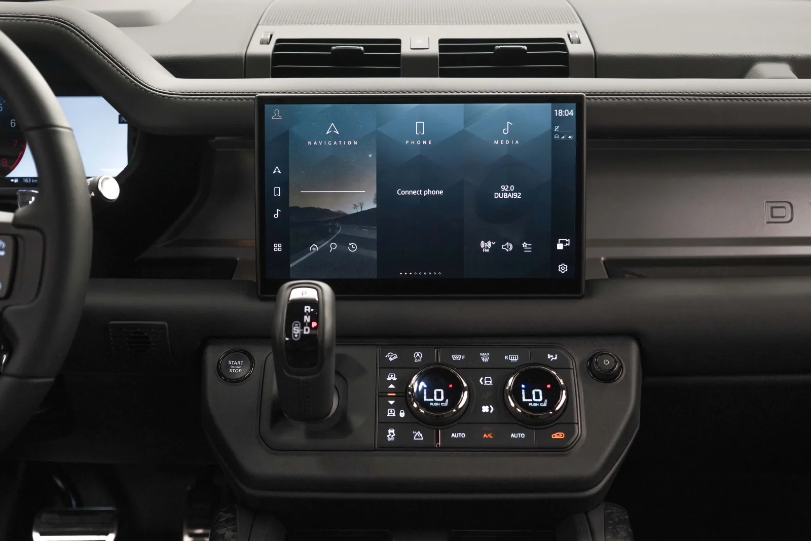 2025 Land Rover Defender OCTA, 10/14