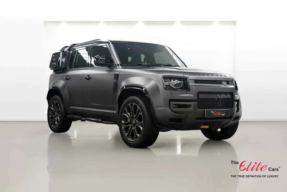 2025 Land Rover Defender OCTA Edition One angeboten von einem Fachhändler in Dubai, Vereinigte Arabische Emirate, Hauptfoto