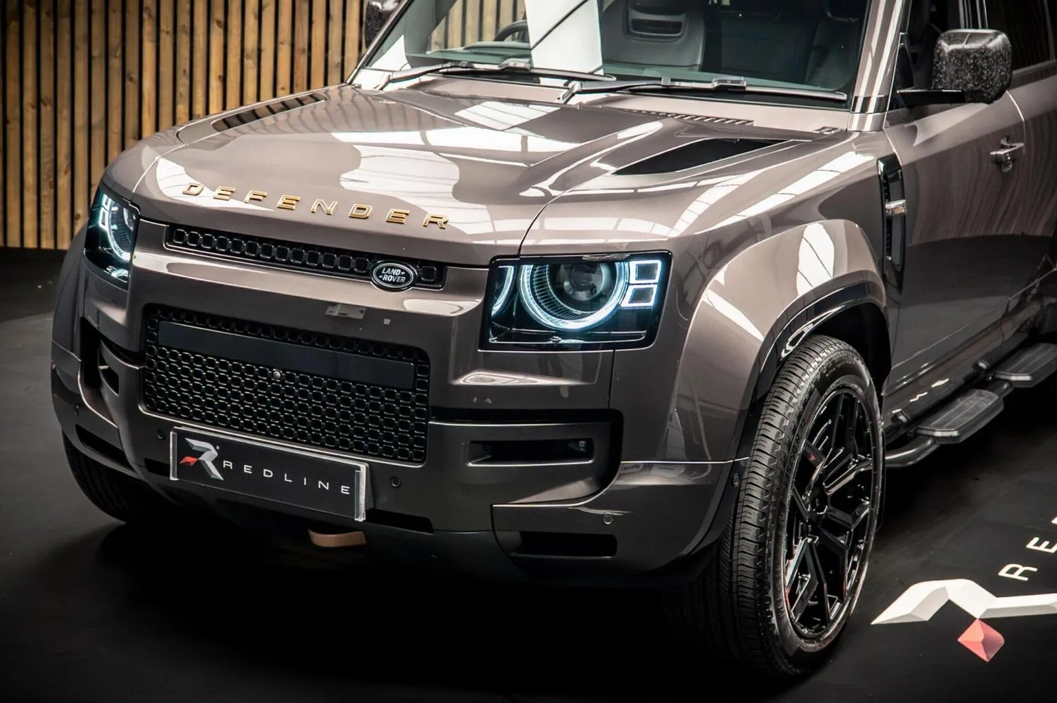 2025 Land Rover Defender OCTA Urban Automotive, 15/30