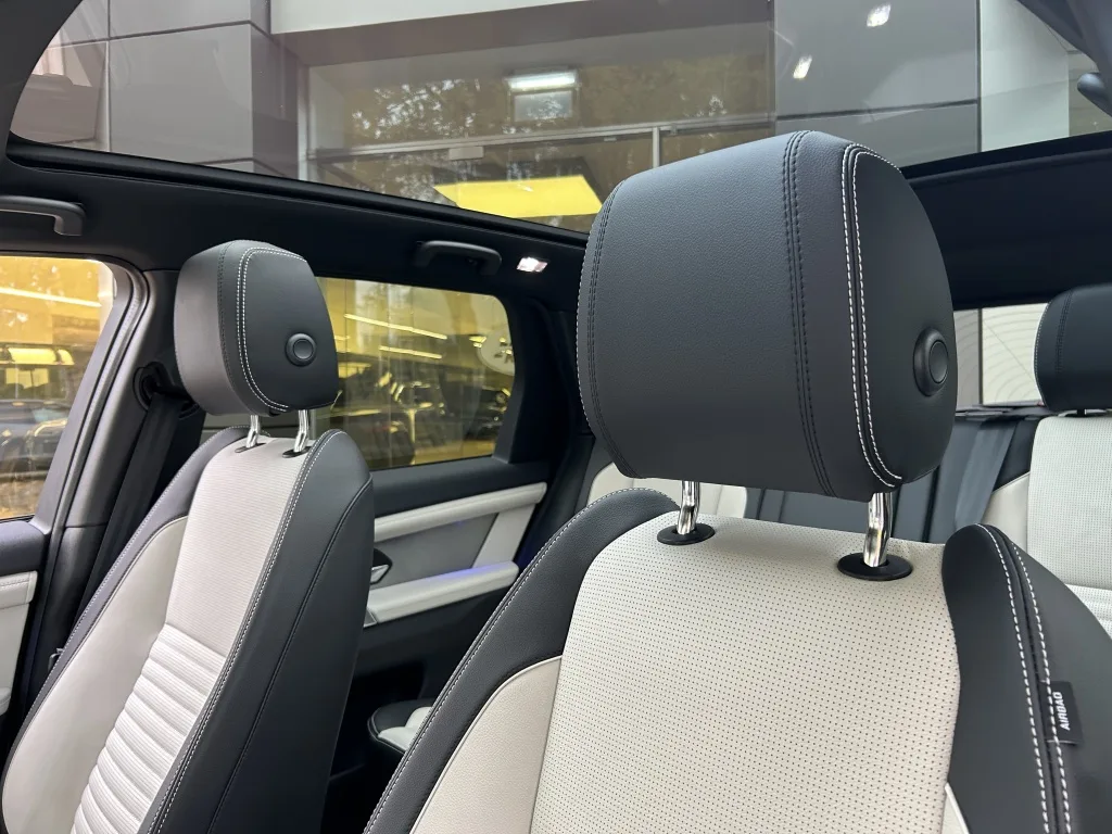 2025 Land Rover Discovery Sport P270e Dynamic Edition, 16/30