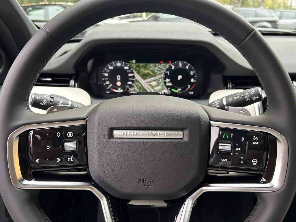 2025 Land Rover Discovery Sport P270e Dynamic Edition, 29/30