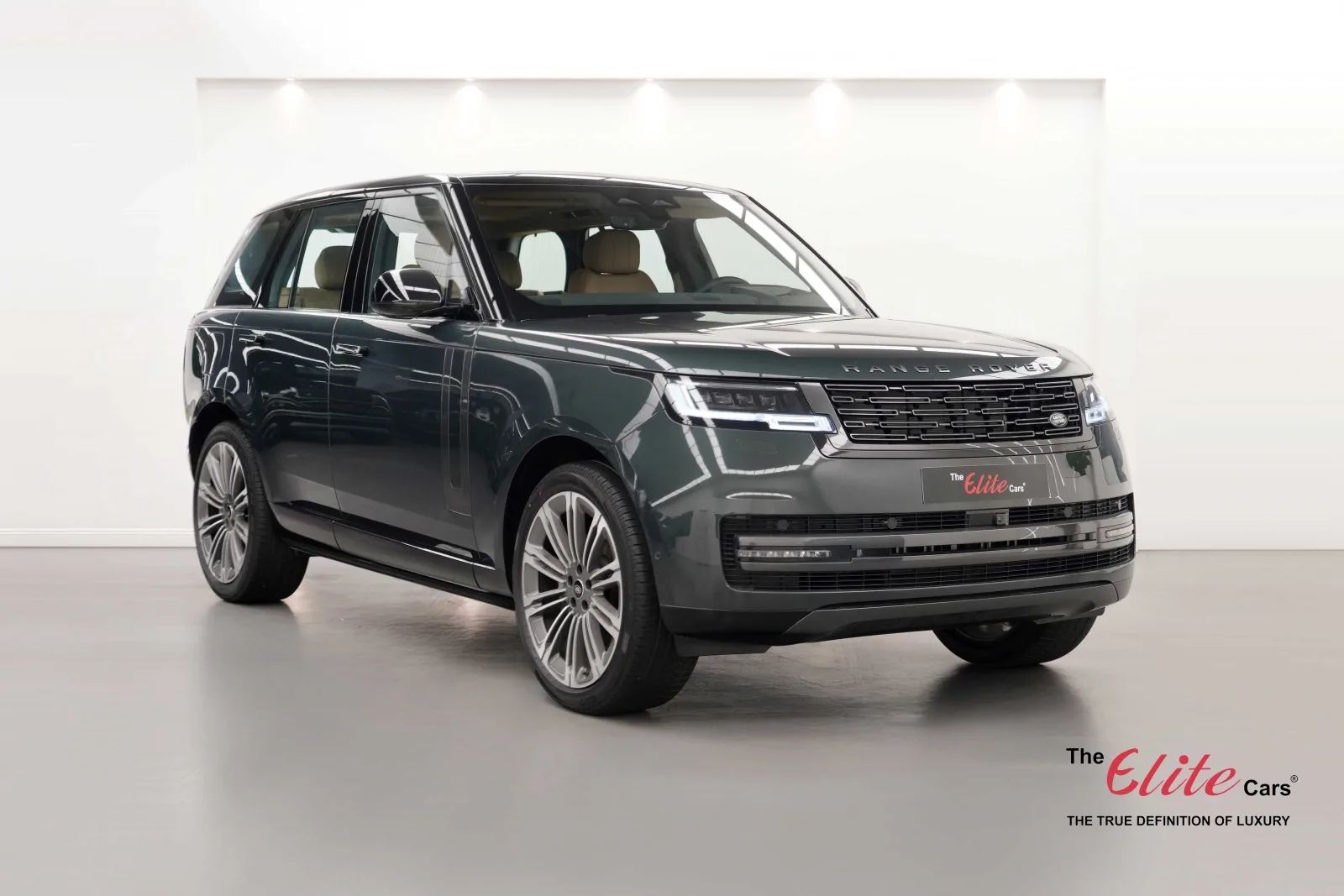 2025 Land Rover Range Rover Autobiography P400 angeboten von einem Fachhändler in Dubai, Vereinigte Arabische Emirate, Hauptfoto
