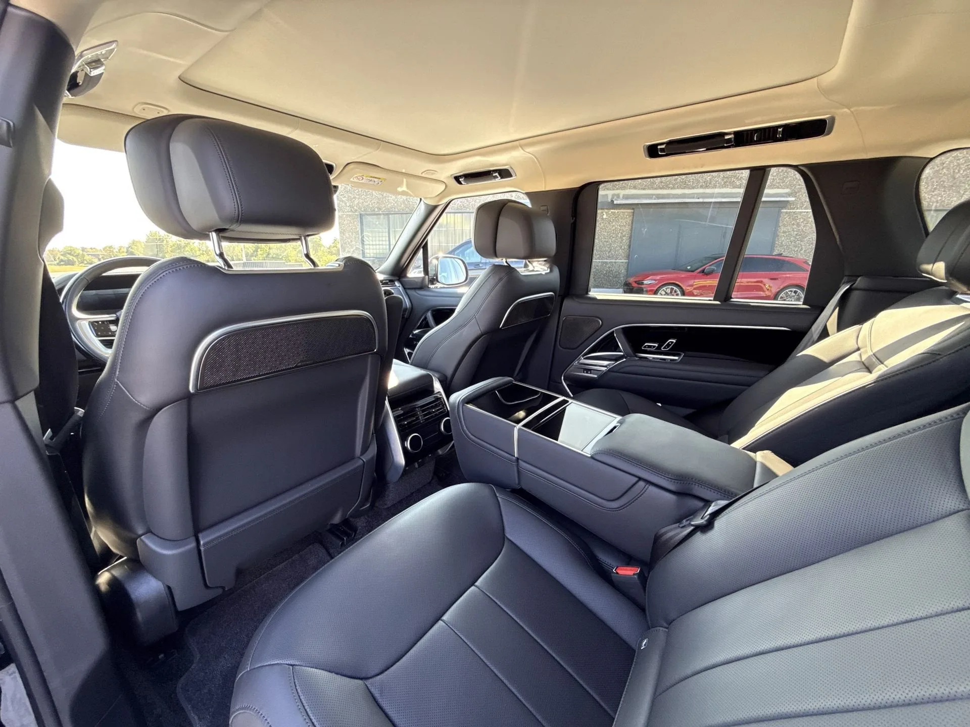 2025 Land Rover Range Rover, 9/21