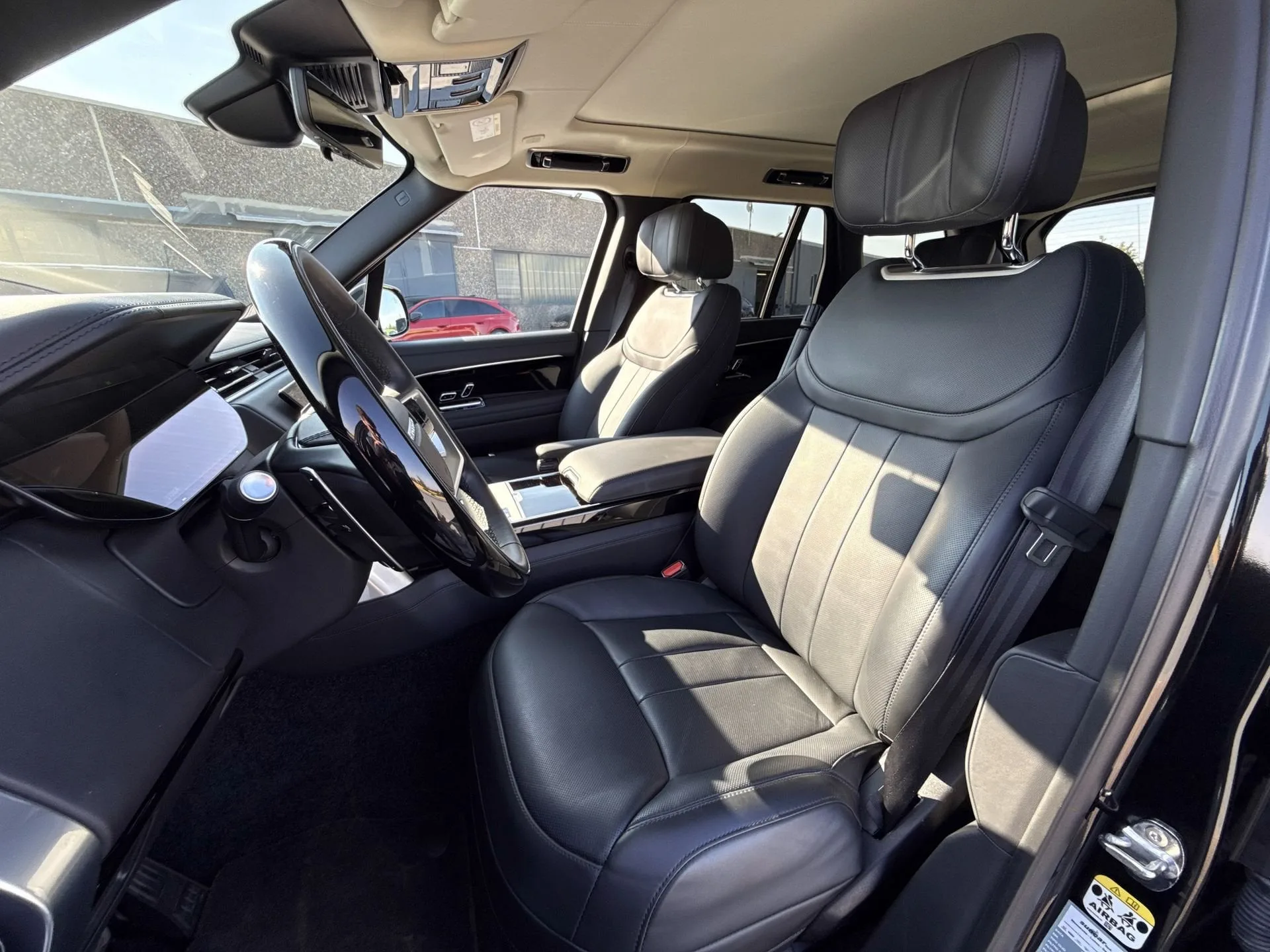2025 Land Rover Range Rover, 10/21
