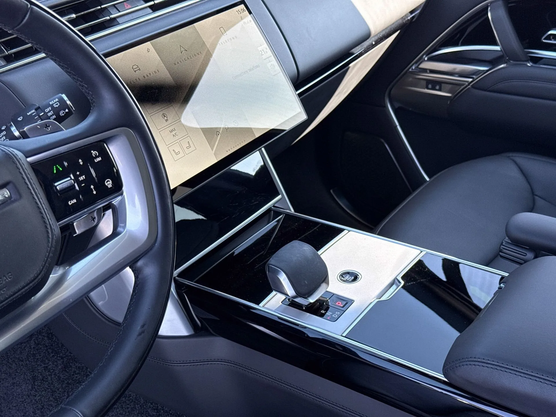 2025 Land Rover Range Rover, 11/21