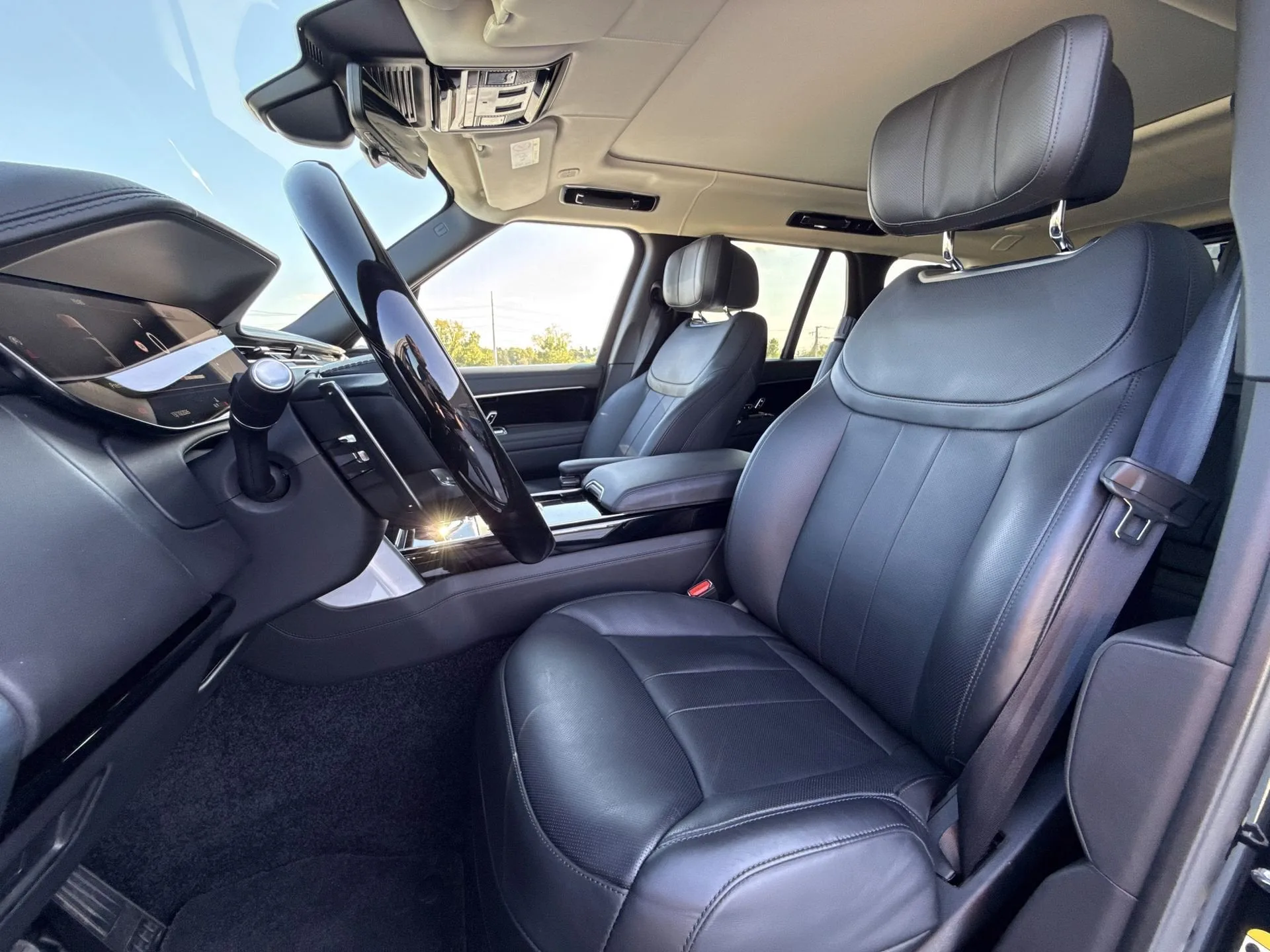 2025 Land Rover Range Rover, 20/21