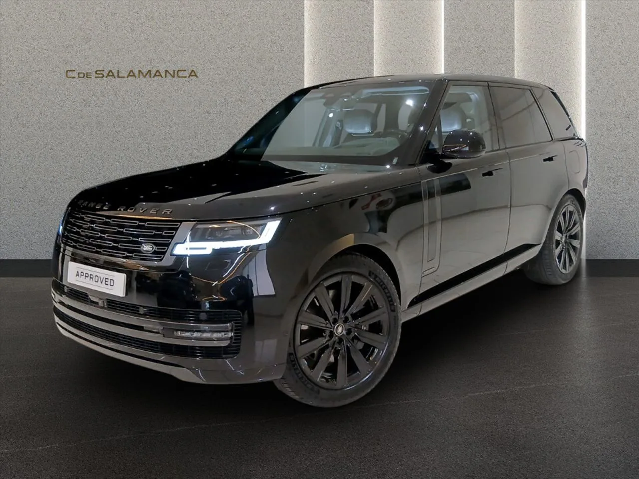 2025 Land Rover Range Rover angeboten von einem Fachhändler in Madrid, Hauptfoto