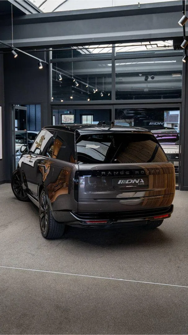 2025 Land Rover Range Rover P460e HSE, 22/30