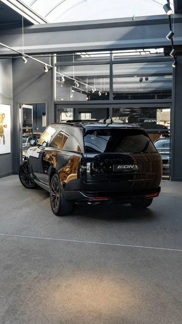 2025 Land Rover Range Rover P460e HSE, 25/30