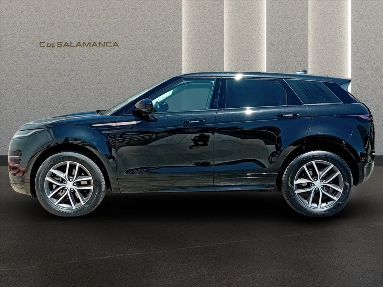 2025 Land Rover Range Rover Evoque, 8/22