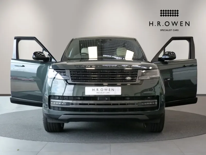2025 Land Rover Range Rover, 8/28