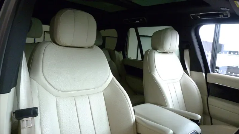 2025 Land Rover Range Rover, 16/28