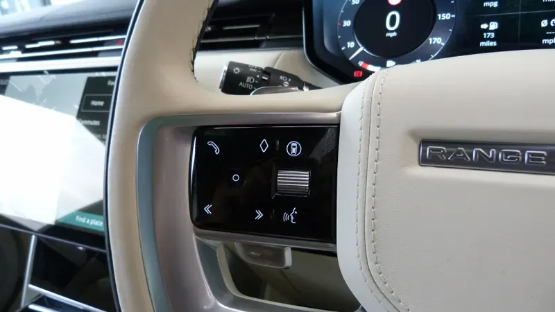2025 Land Rover Range Rover, 22/28
