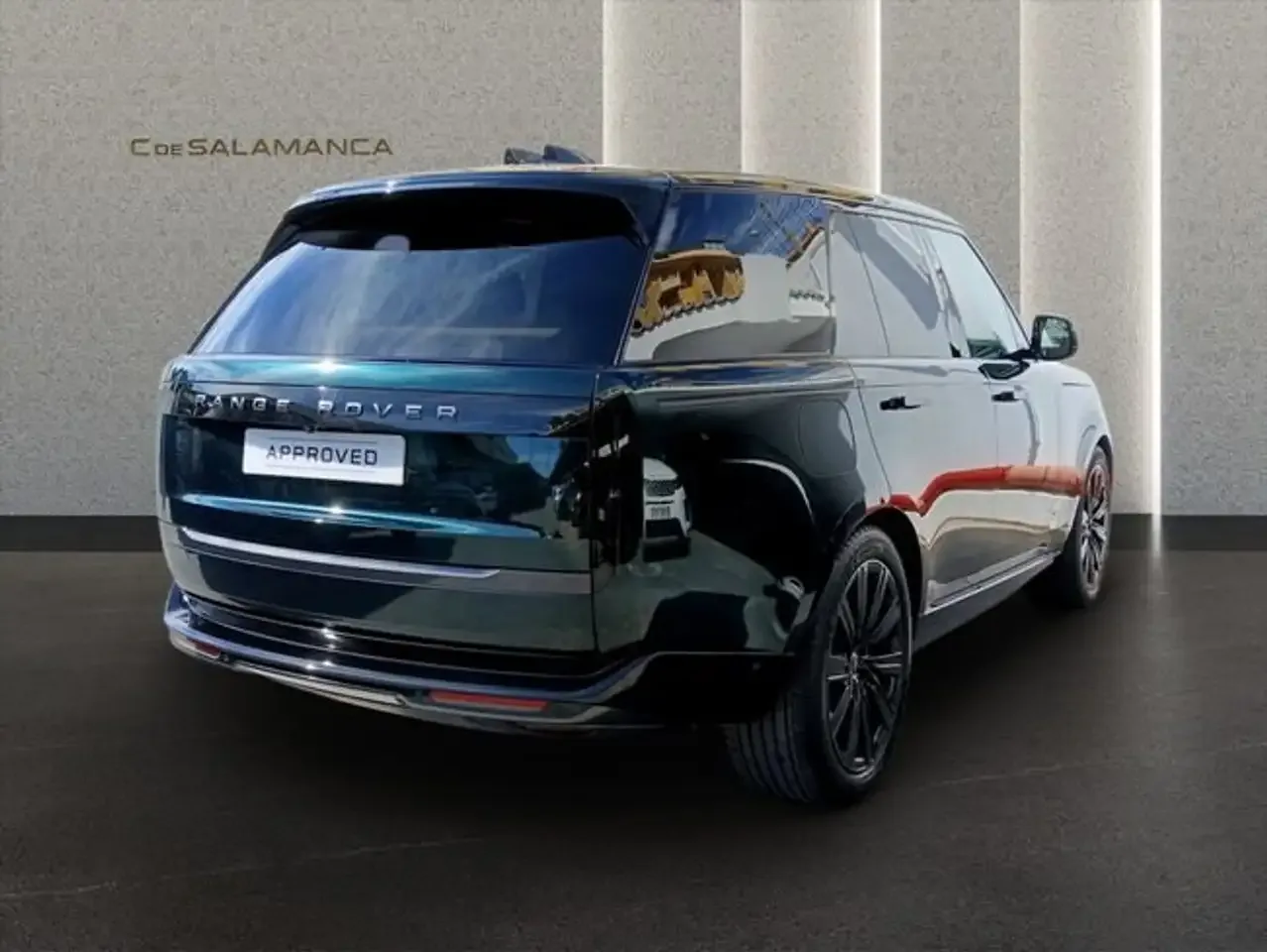 2025 Land Rover Range Rover P460e, 5/22