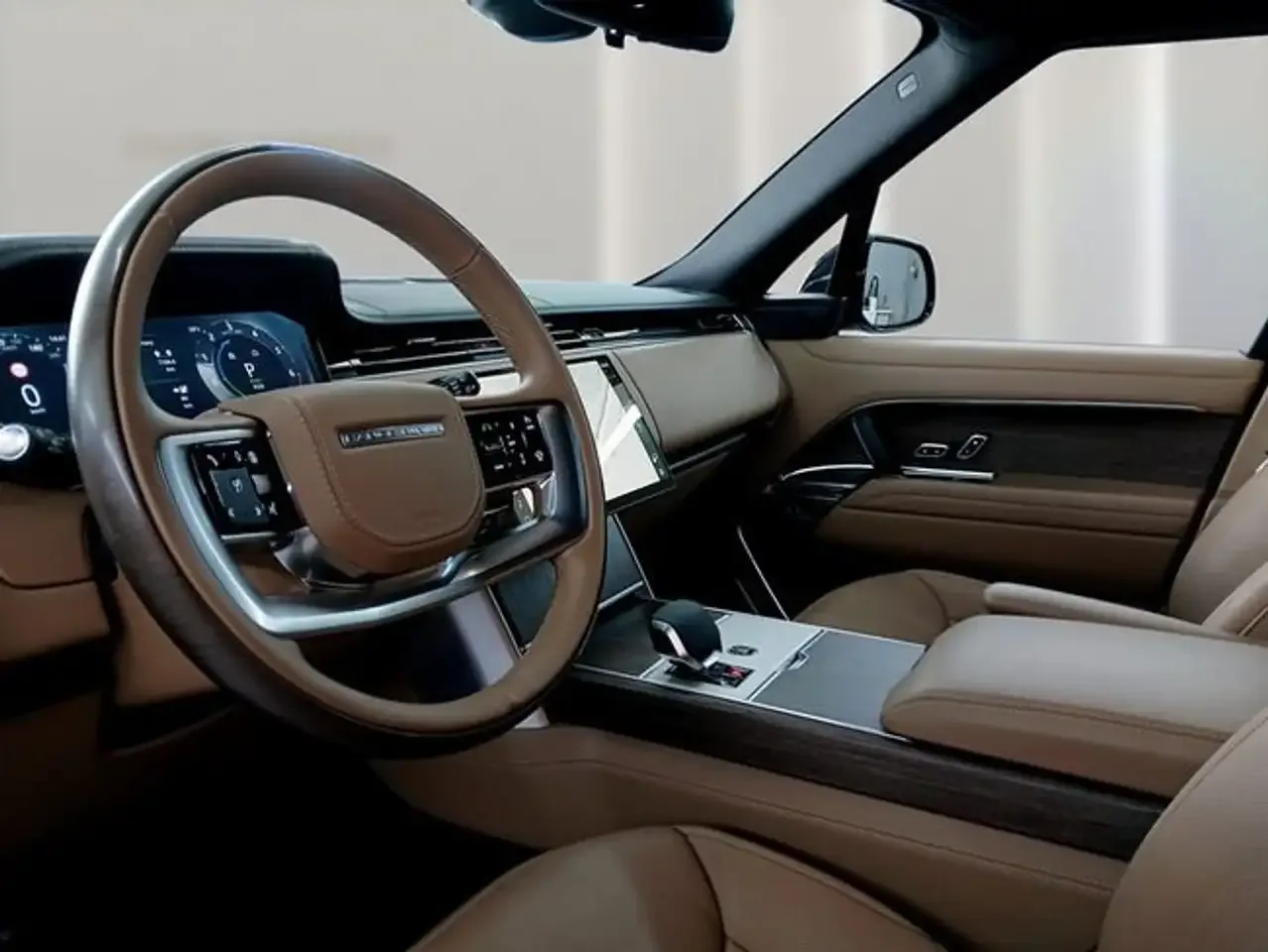 2025 Land Rover Range Rover P460e, 9/22