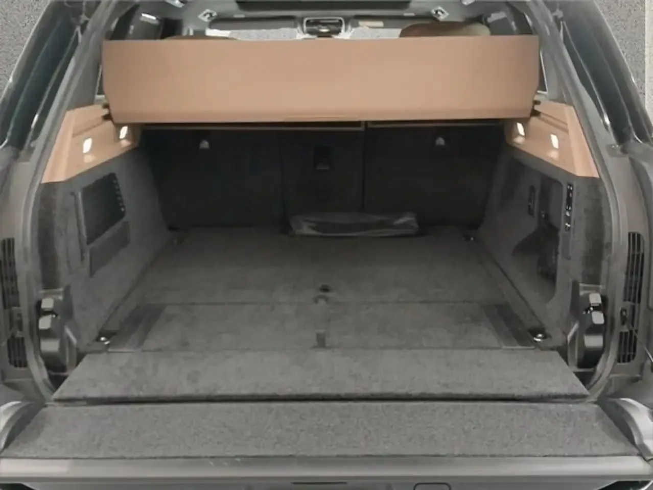 2025 Land Rover Range Rover P460e, 22/22