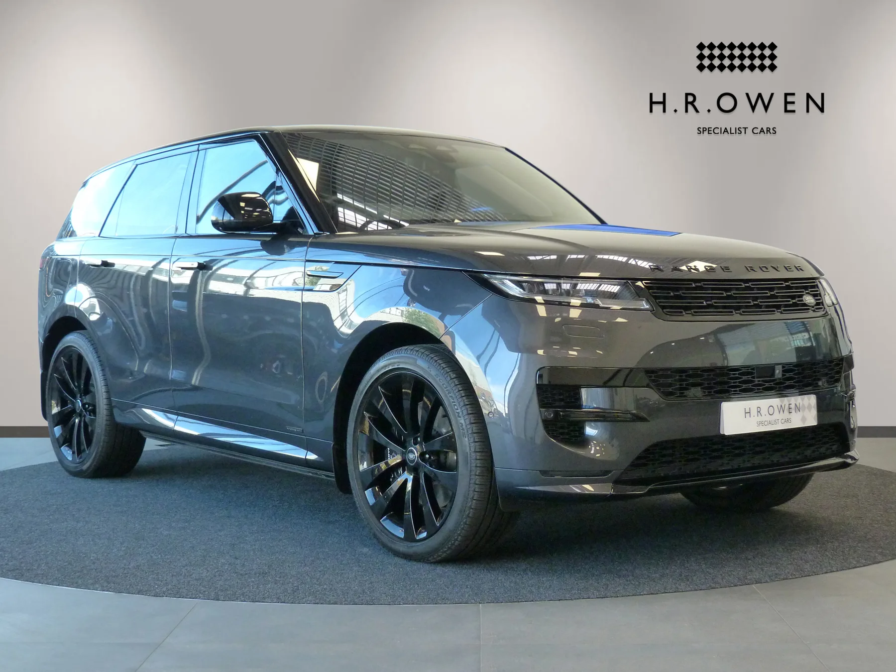 2025 Land Rover Range Rover Sport P530, Autobiography offered by a franchised dealer group in Cheltenham, United Kingdom, main photo