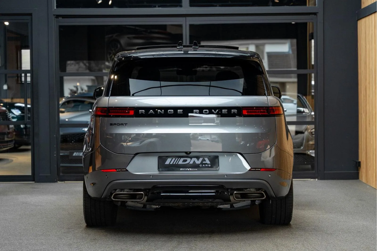 2025 Land Rover Range Rover Sport P550e Autobiography, 4/30