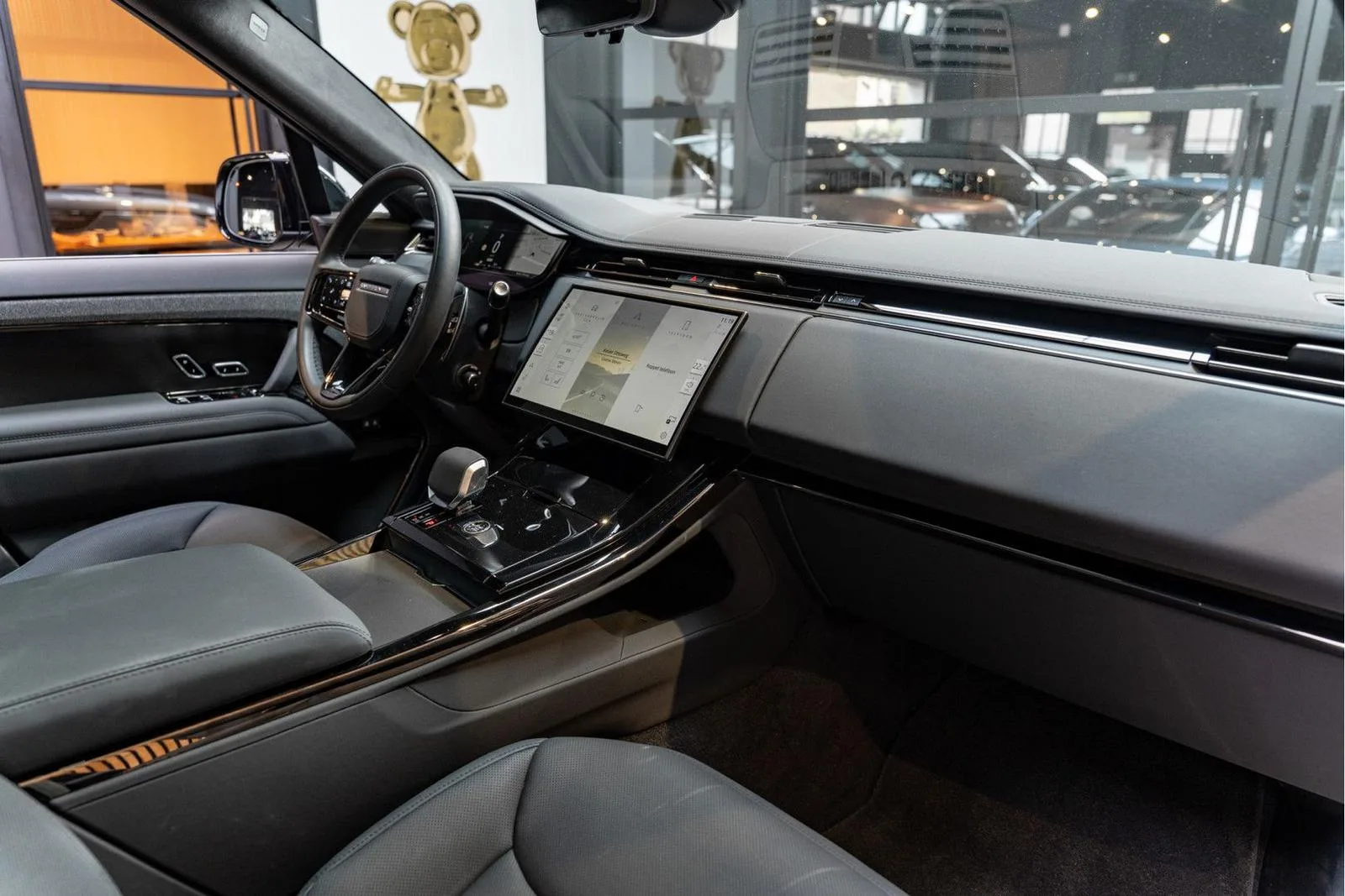 2025 Land Rover Range Rover Sport P550e Autobiography, 8/30
