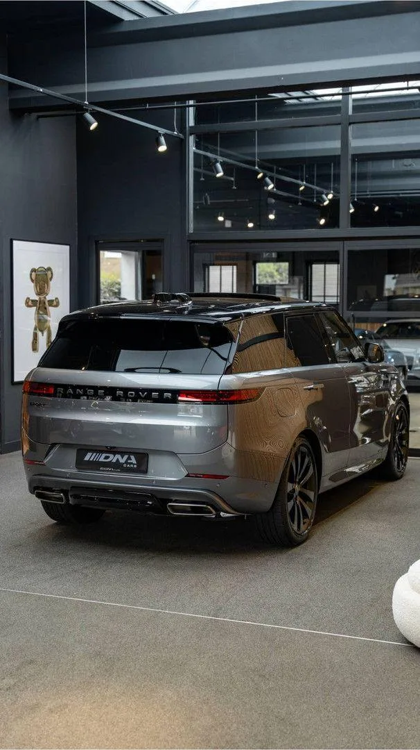2025 Land Rover Range Rover Sport P550e Autobiography, 27/30
