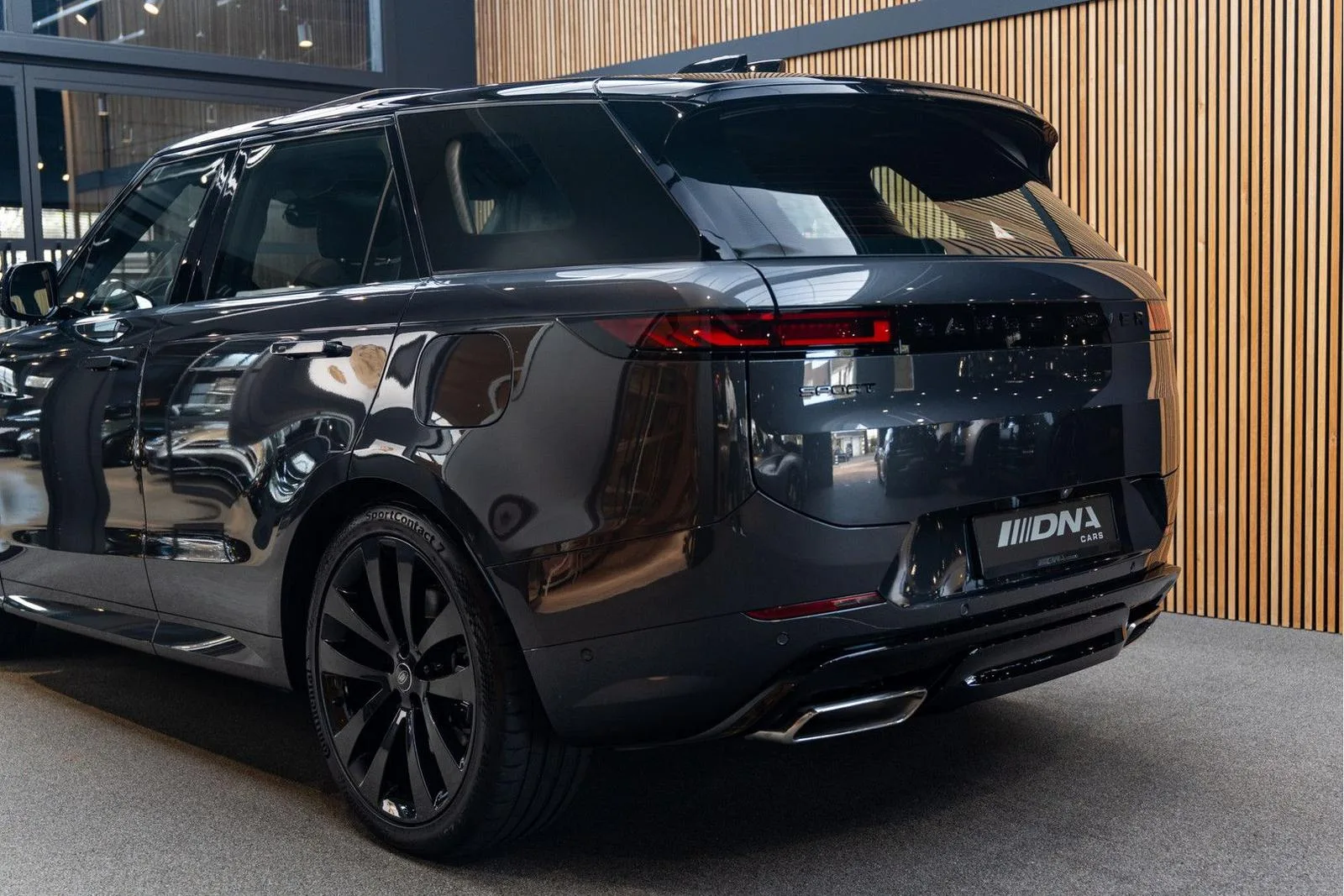 2025 Land Rover Range Rover Sport P460e Dynamic SE, 12/30