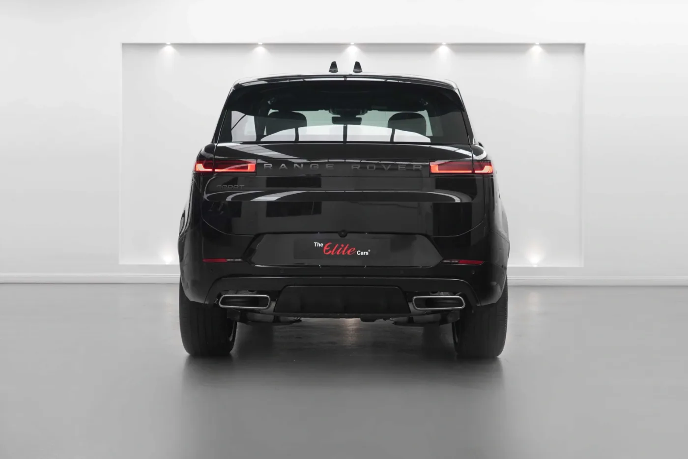 2025 Land Rover Range Rover Sport P400, HSE Dynamic angeboten von einem Fachhändler in Dubai, Vereinigte Arabische Emirate, Foto 4 von 10