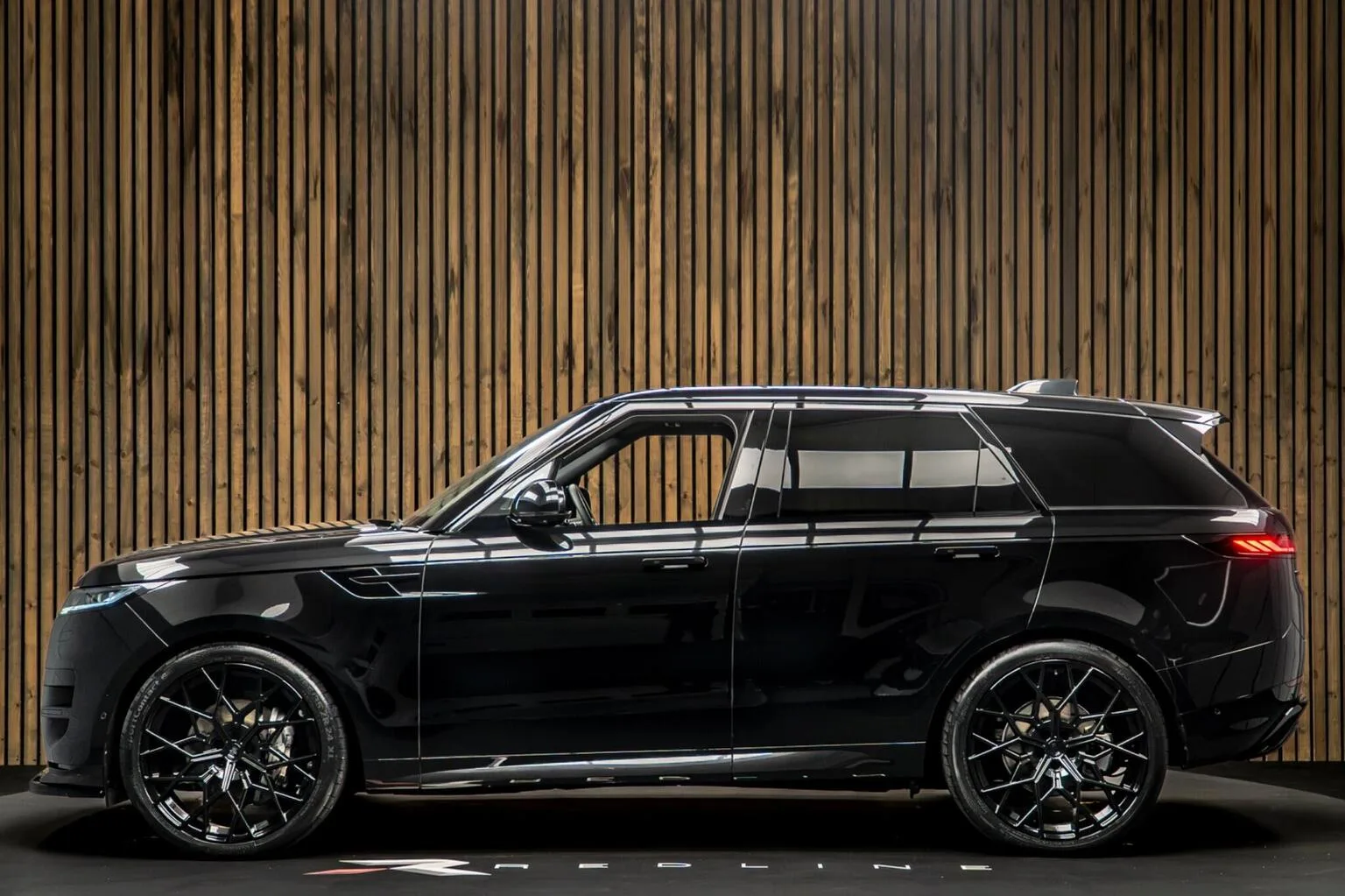 2025 Land Rover Range Rover Sport D300 Stealth Edition, 7/30