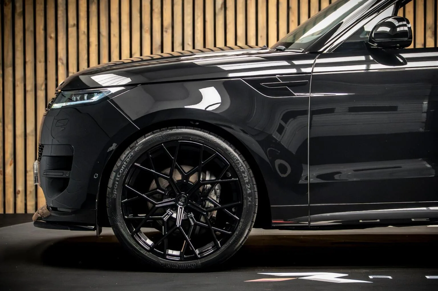2025 Land Rover Range Rover Sport D300 Stealth Edition, 8/30