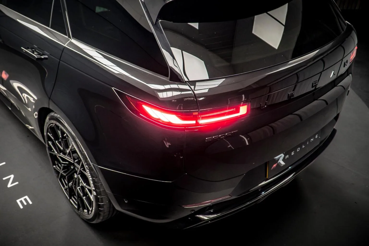 2025 Land Rover Range Rover Sport D300 Stealth Edition, 18/30