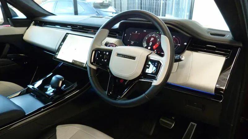 2025 Land Rover Range Rover Sport SV, 14/28