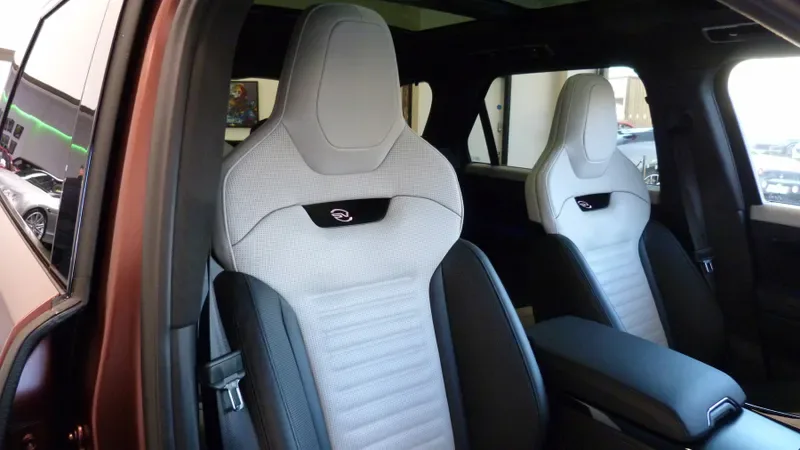 2025 Land Rover Range Rover Sport SV, 15/28