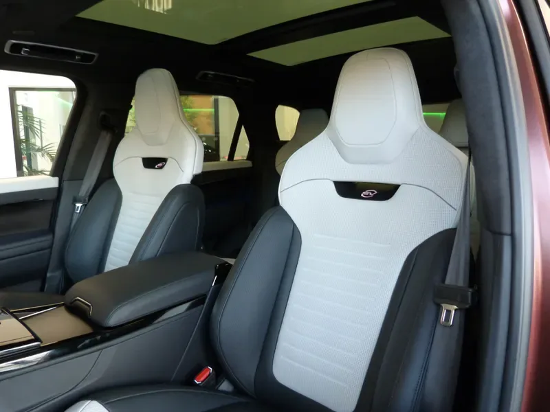 2025 Land Rover Range Rover Sport SV, 16/28