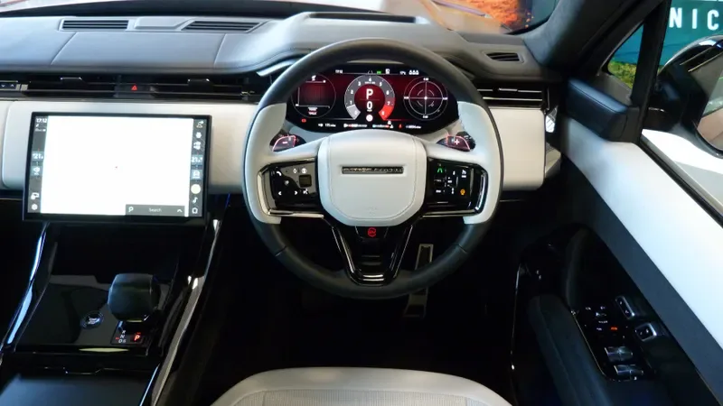 2025 Land Rover Range Rover Sport SV, 19/28