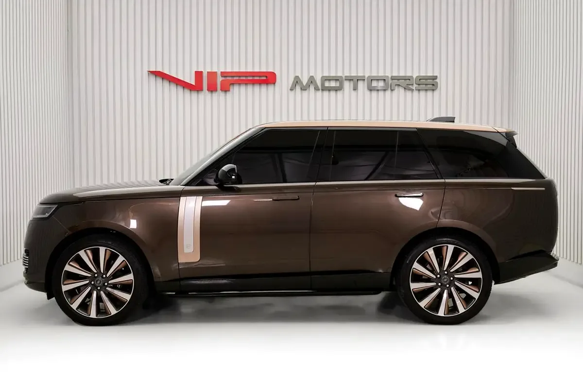 2025 Land Rover Range Rover SV P615, 7/11