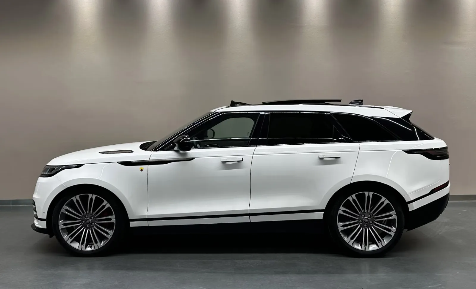 2025 Land Rover Range Rover Velar Autobiography, 6/28