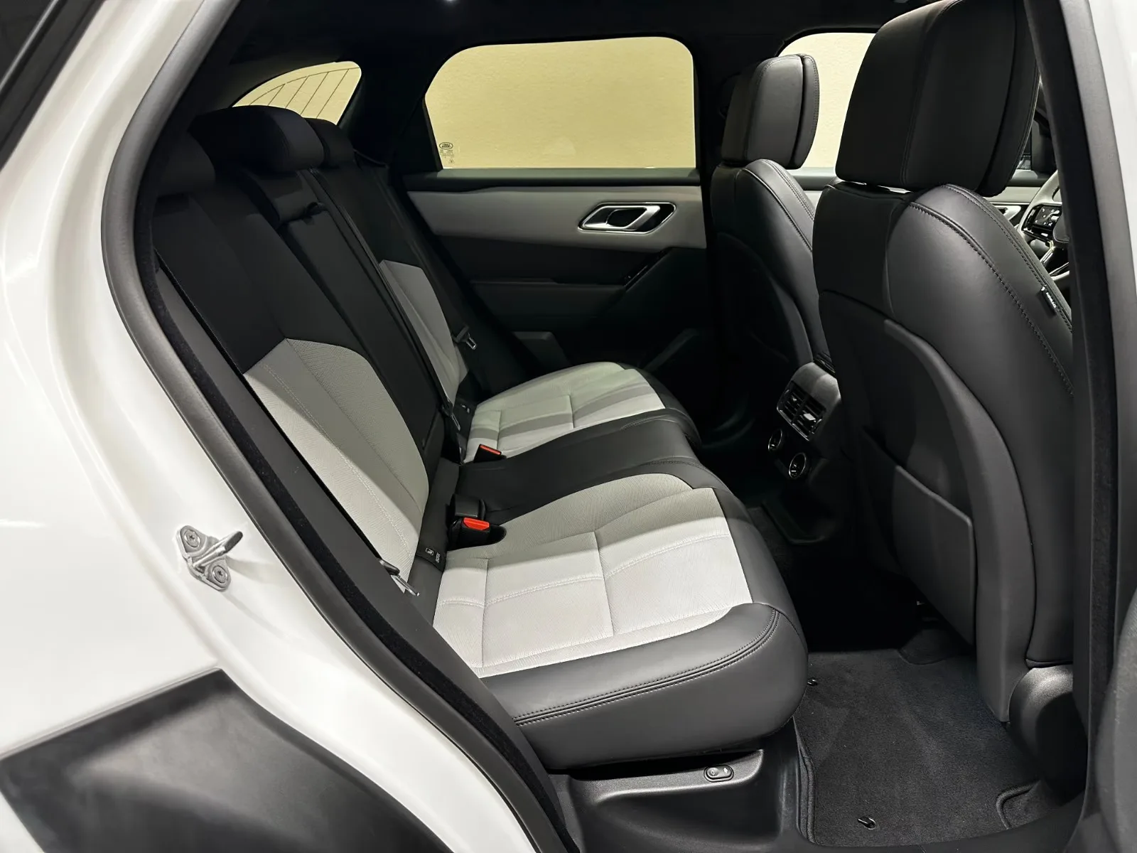 2025 Land Rover Range Rover Velar Autobiography, 20/28
