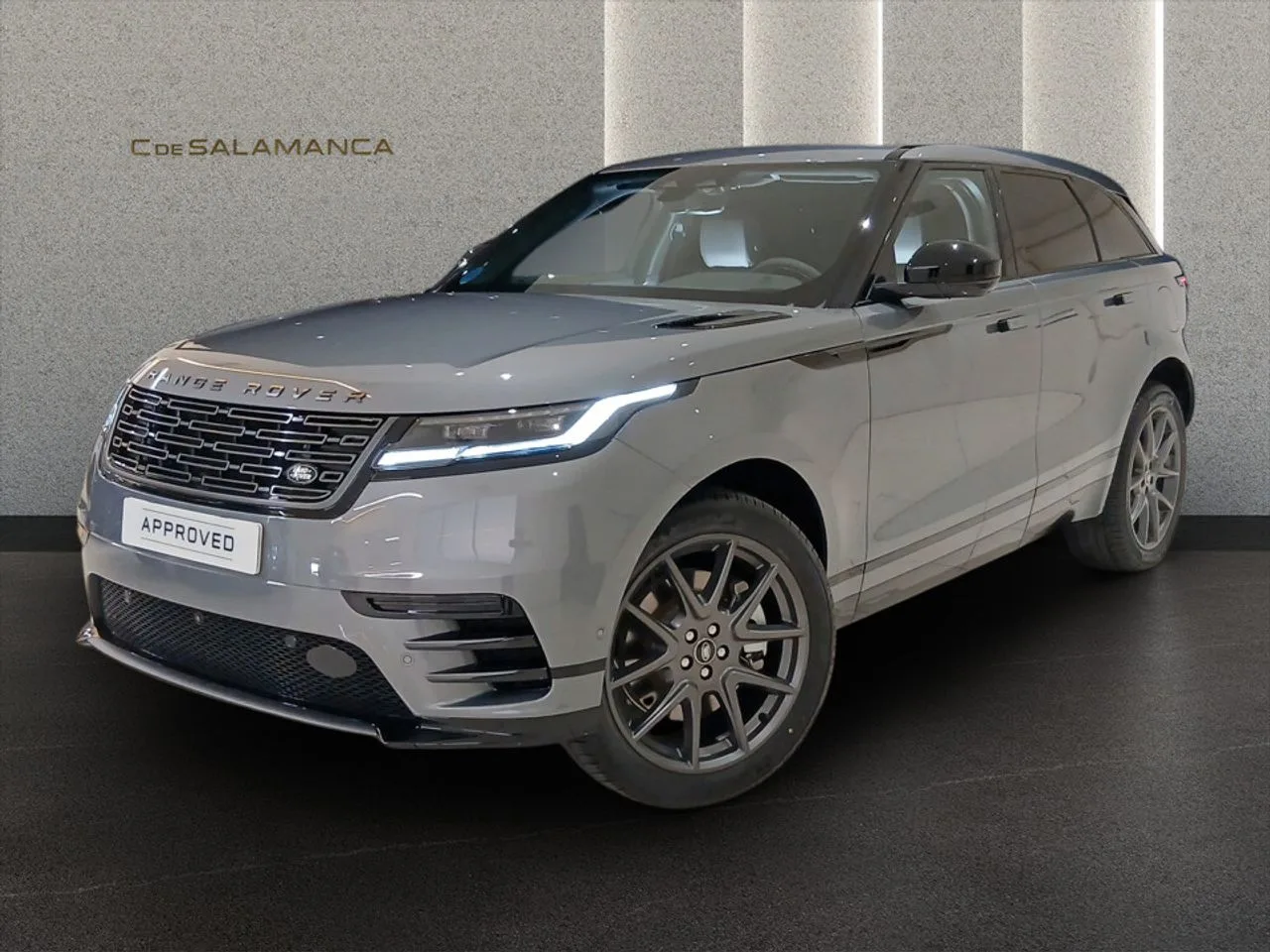 2025 Land Rover Range Rover Velar angeboten von einem Fachhändler in Madrid, Hauptfoto