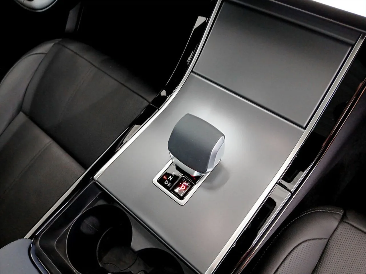 2025 Land Rover Range Rover Velar, 17/22