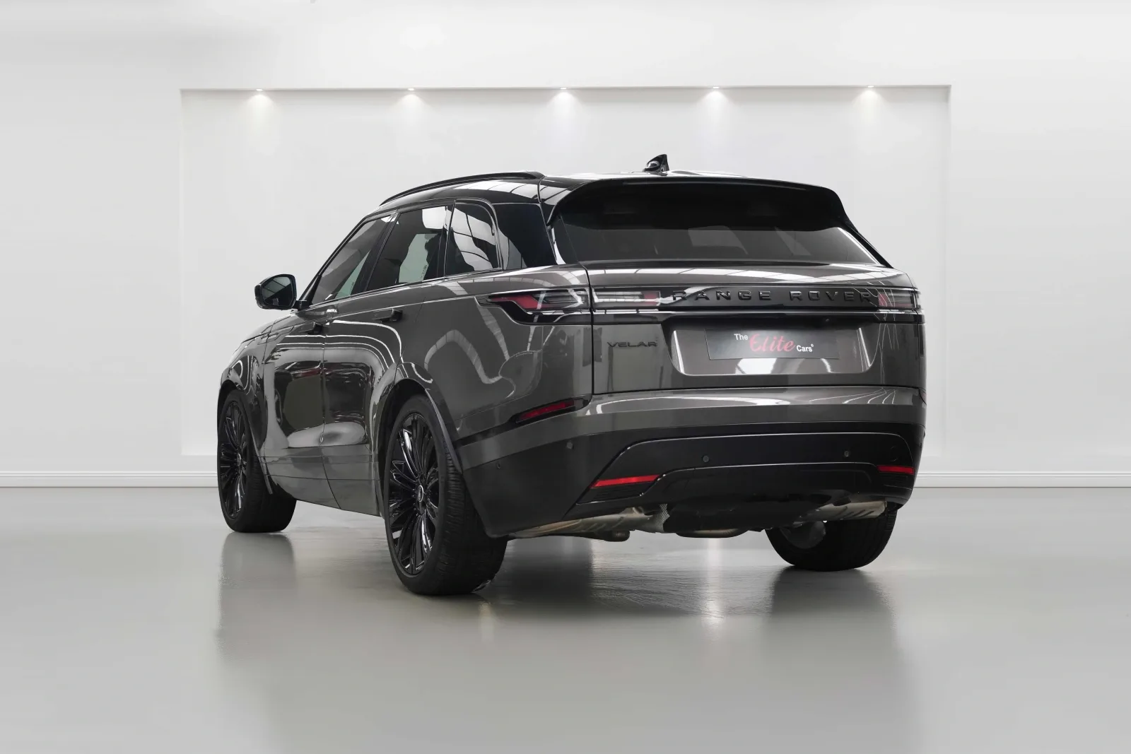 2025 Land Rover Range Rover Velar SE P250 Dynamic, 4/16