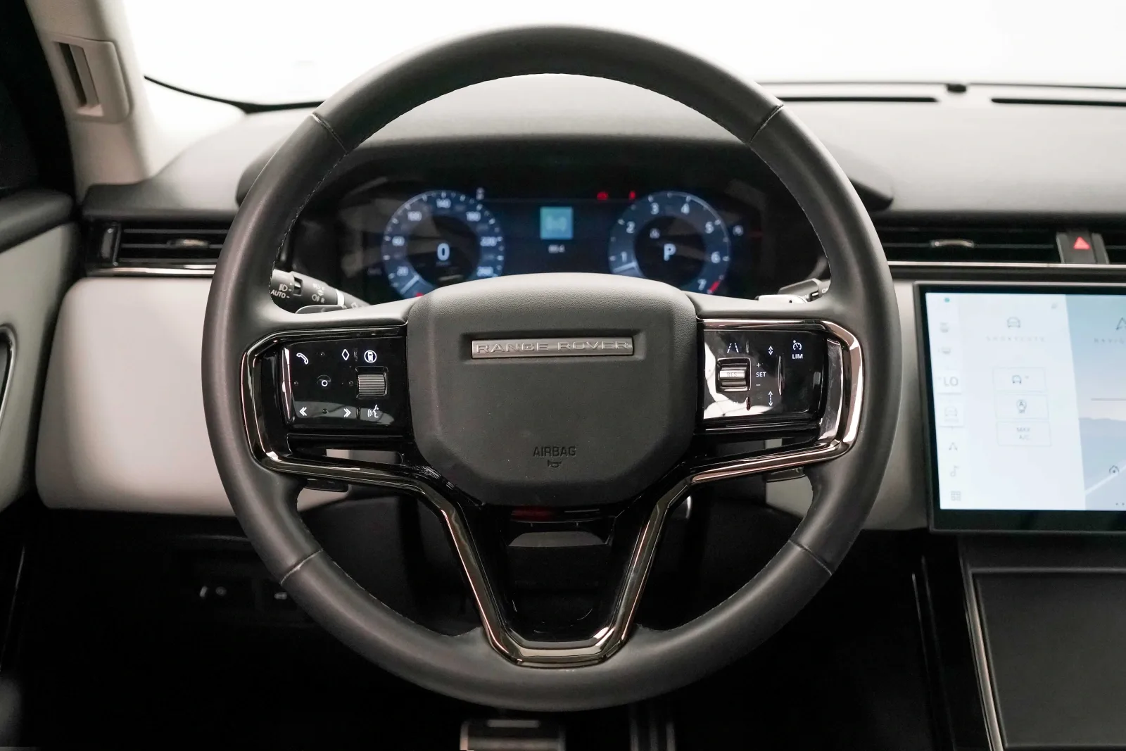 2025 Land Rover Range Rover Velar SE P250 Dynamic, 9/16