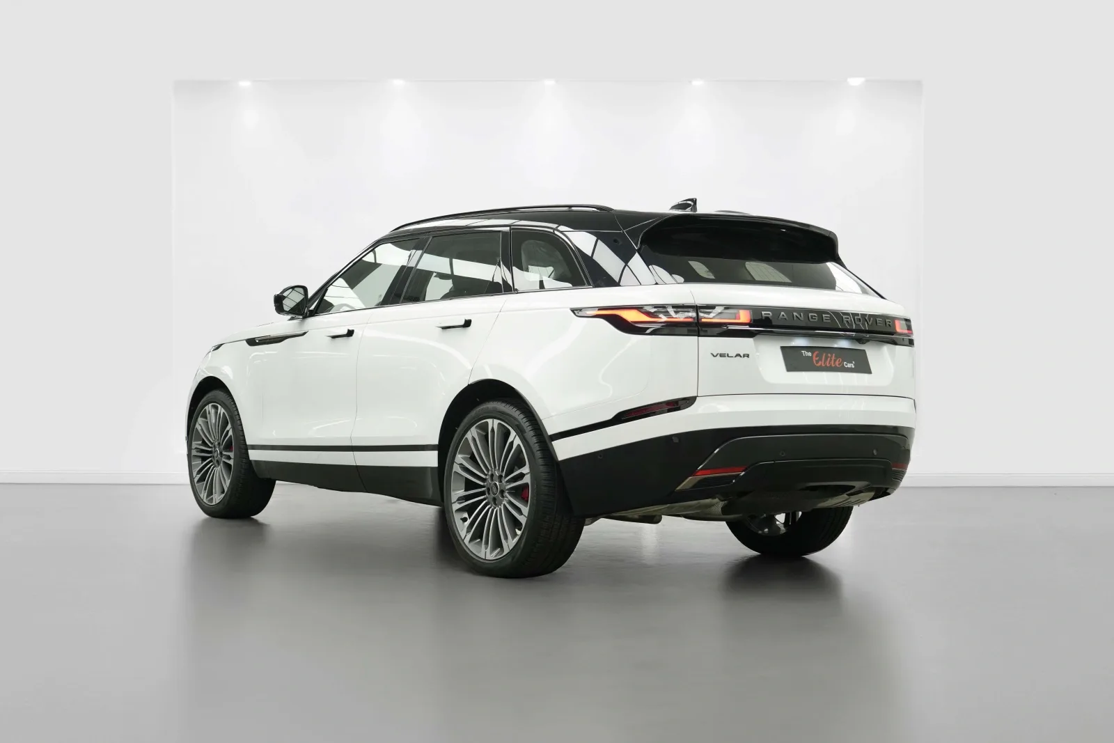 2025 Land Rover Range Rover Velar SE P250 Dynamic, 4/16