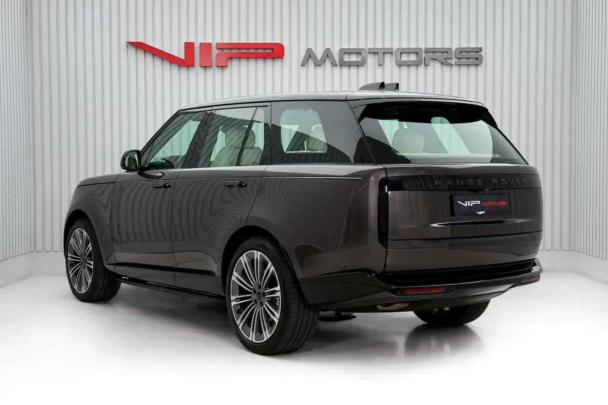 2025 Land Rover Range Rover P400 HSE, 6/12