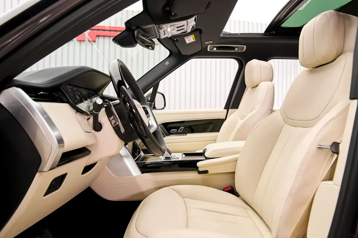 2025 Land Rover Range Rover P400 HSE, 10/12