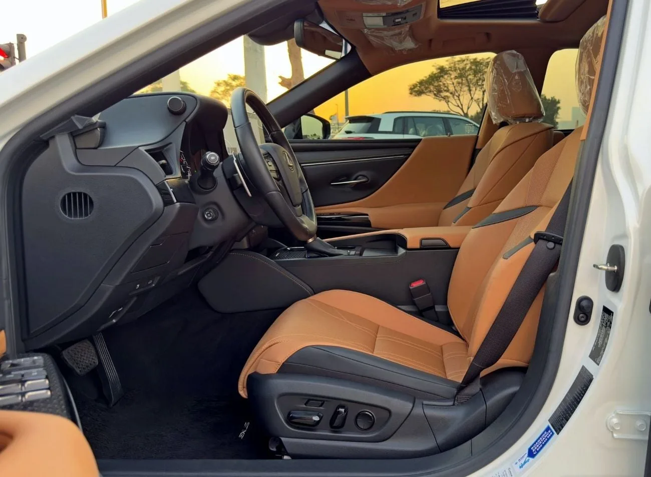 2025 Lexus ES350, 9/13