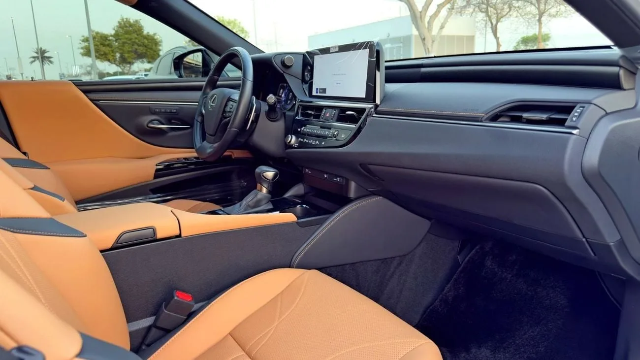 2025 Lexus ES350, 10/13