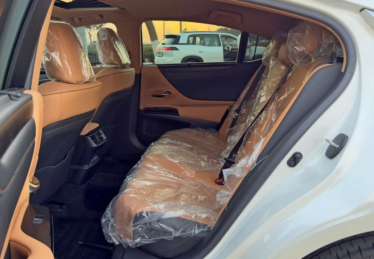 2025 Lexus ES350, 13/13