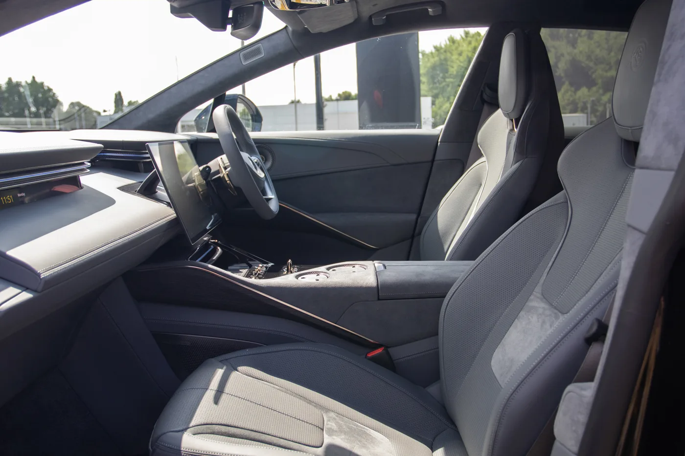 2025 Lotus Eletre offered by a franchised dealer group in Manchester, United Kingdom, photo 14 of 25