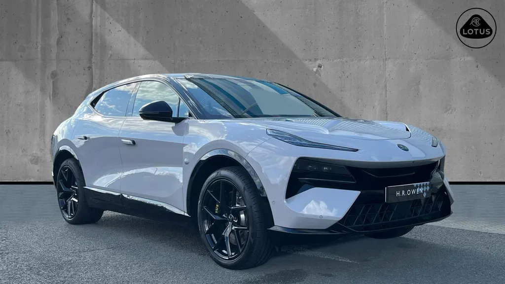 2025 Lotus Eletre angeboten von einer Vertragshändlergruppe in Cardiff, Vereinigtes Königreich, Hauptfoto