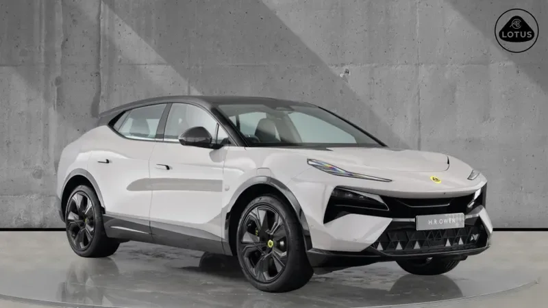 2025 Lotus Eletre angeboten von einer Vertragshändlergruppe in Hatfield, Vereinigtes Königreich, Hauptfoto